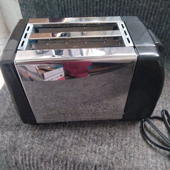 HOMESTYLE ESSENTIALS 2-SLICE TOASTER ADJUSTABLE BROWNING/CANCEL FUNCTION USED 1x - Picture 3 of 9